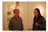 王云在天津中国书画报美术馆举办个展时与天津美协秘书长王书平先生合影